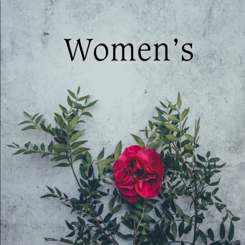 Women’s Clothing. Please ask any questions